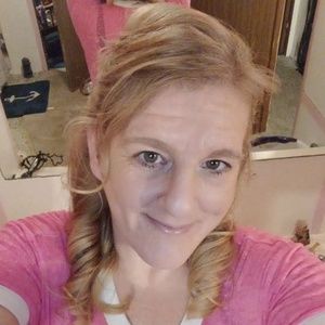 Meet your Posher, Tina